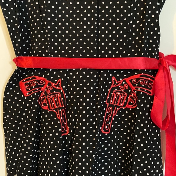 Black and white polka dot pin-up dress - Picture 2 of 3